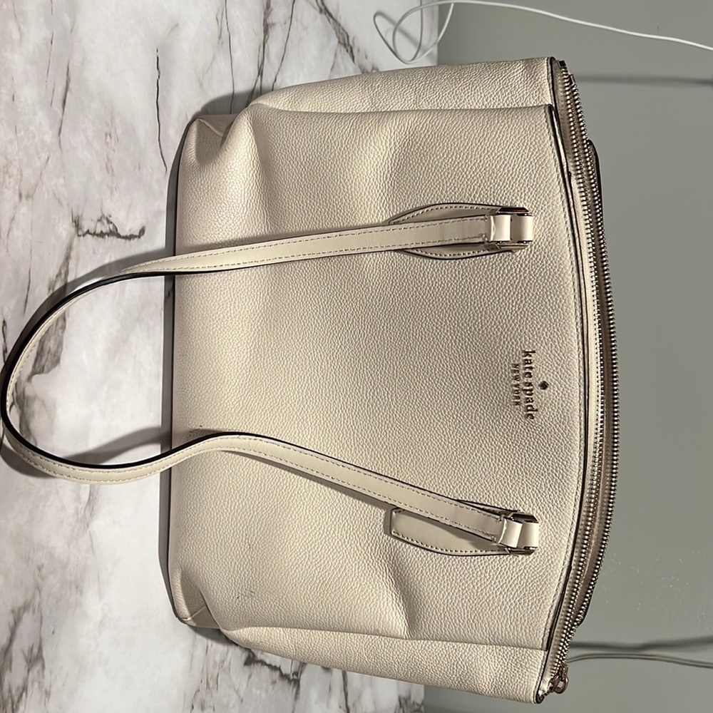 Gently used Kate spade purse